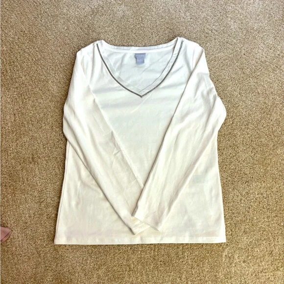 Chicos long sleeve v neck tee. Ivory. Excellent condition, size 1 or med… - Picture 1 of 7